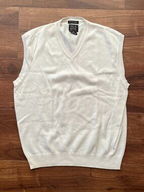 Jos A. Bank white pima cotton sweater vest coastal nautical winter ski preppy